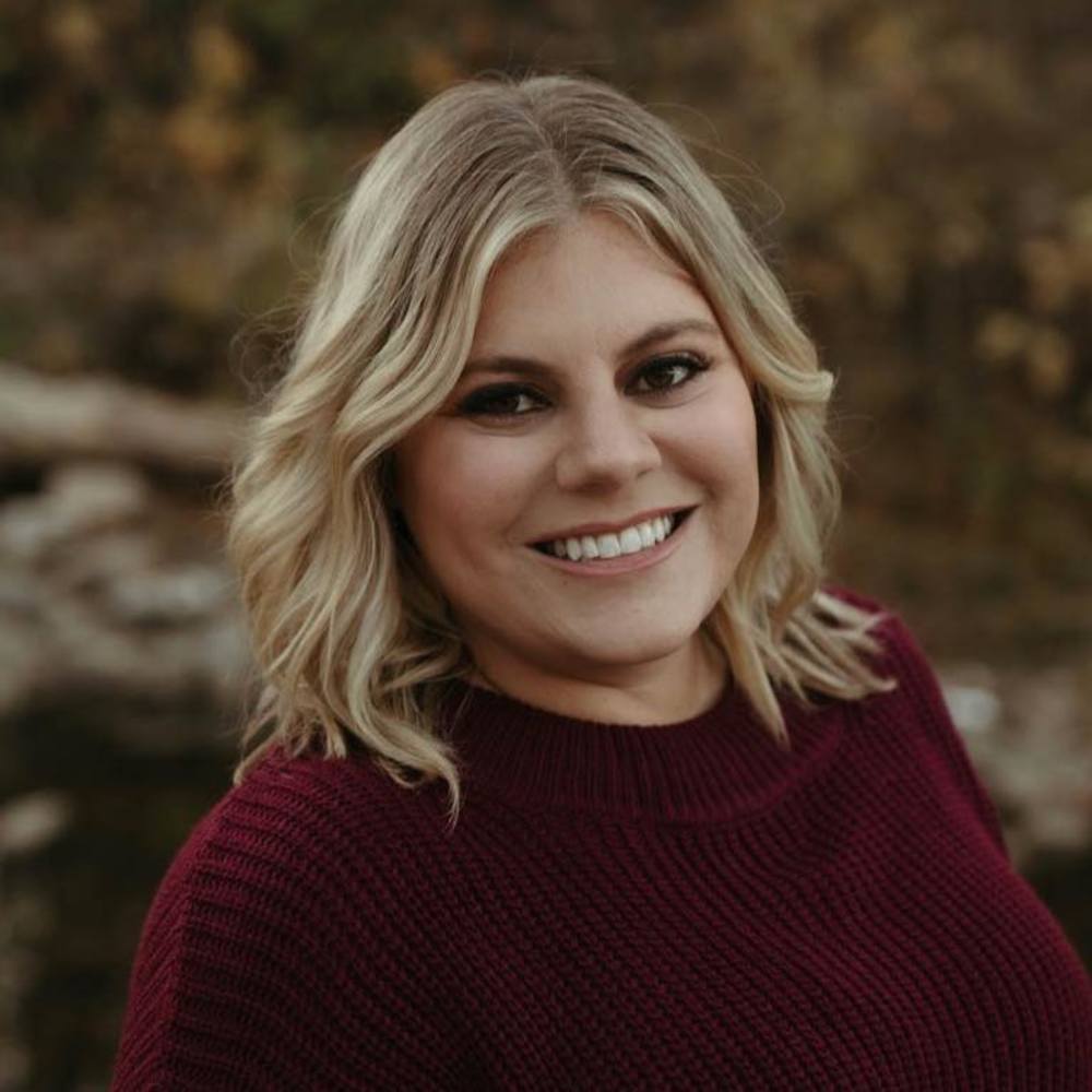 Meet your Posher, Maria
